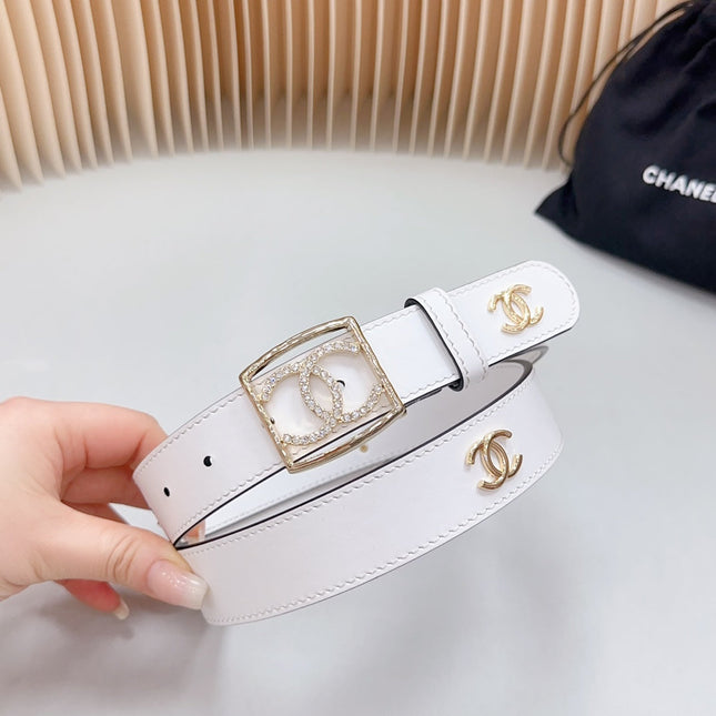 CC 30 MM BELT SQUARE BUCKLE IN WHITE EMBROIDERED CALFSKIN GOLD HARDWARE ATTACH RHINSTONES