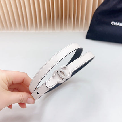 CC BELT 15 MM IN WHITE CALFSKIN WITH SILVER HARDWARE