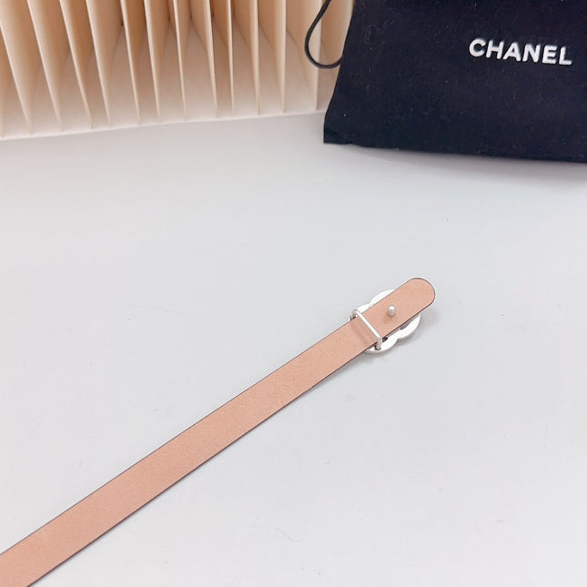 CC BELT 15 MM IN WHITE GRAINED CALFSKIN WITH GOLD HARDWARE