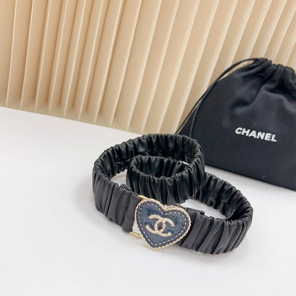CC 30 MM ELASTIC BELT IN BLACK CALFSKIN GOLD HEART HARDWARE
