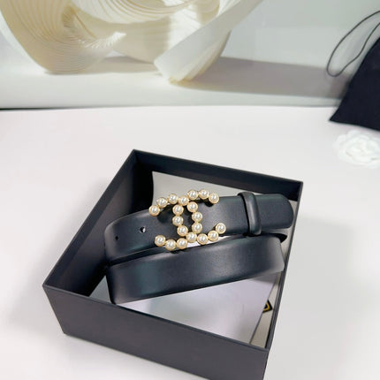 CC BELT 30 MM IN BLACK SMOOTH CALFSKIN WITH GOLD HARDWARE ATTACH PEARL
