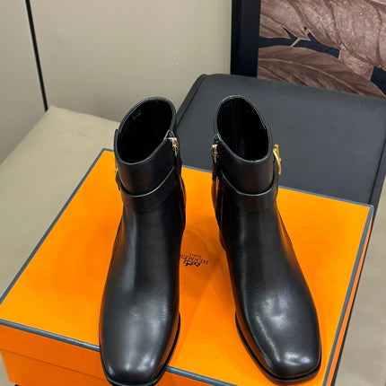 JILL 60 ANKLE BOOT IN BLACK CALFSKIN