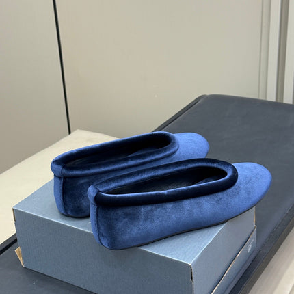 ALAIA 25S BALLET FLATS IN DARK BLUE VELVET