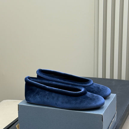 ALAIA 25S BALLET FLATS IN DARK BLUE VELVET