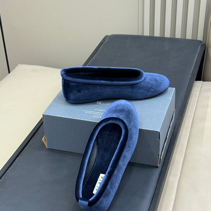 ALAIA 25S BALLET FLATS IN DARK BLUE VELVET