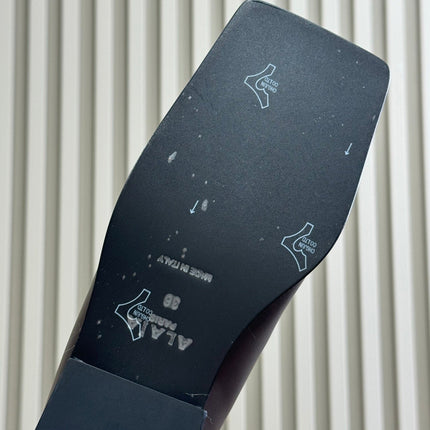 ALAIA 25S SQUARE TOE LOAFER IN BROWN CALFSKIN