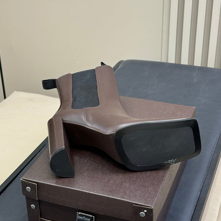 ALAIA 25S ANKLE HIGH-HEELED BOOTS IN BROWN CALFSKIN AND CANVAS