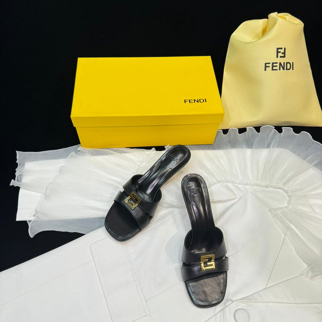 FENDI MEDIUM-HEELED 55 MM MULE IN BLACK LAMBSKIN WITH GOLD HARDWARE