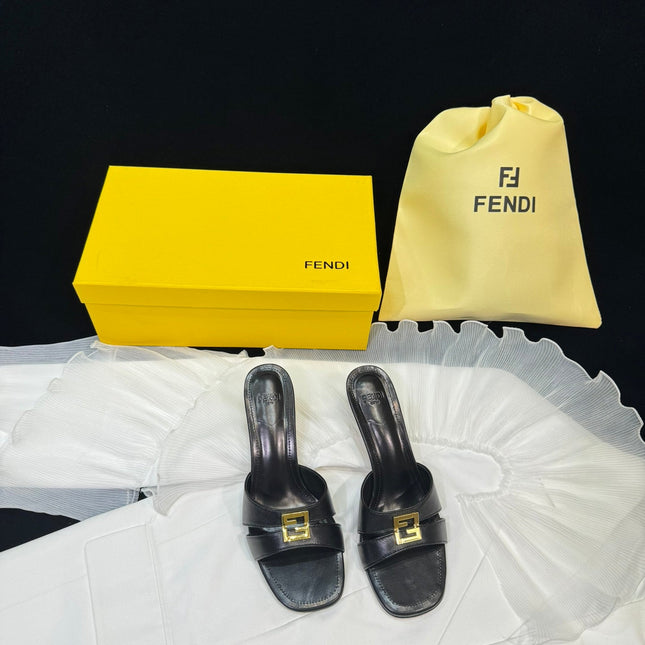 FENDI MEDIUM-HEELED 55 MM MULE IN BLACK LAMBSKIN WITH GOLD HARDWARE