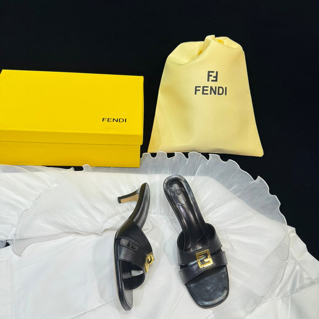 FENDI MEDIUM-HEELED 55 MM MULE IN BLACK LAMBSKIN WITH GOLD HARDWARE
