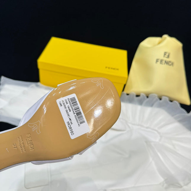 FENDI MEDIUM-HEELED 55 MM MULE IN WHITE LAMBSKIN WITH GOLD HARDWARE