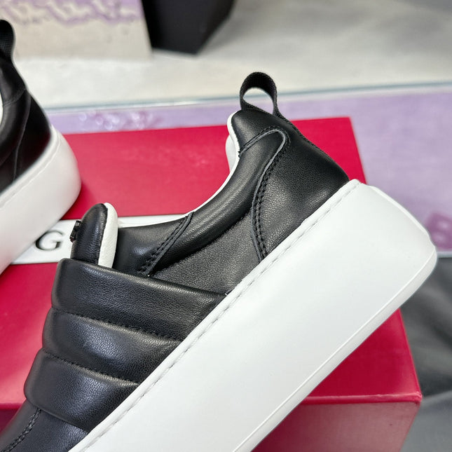 PUFFY LEATHER LOW TOP SNEAKERS IN BLACK LAMBSKIN