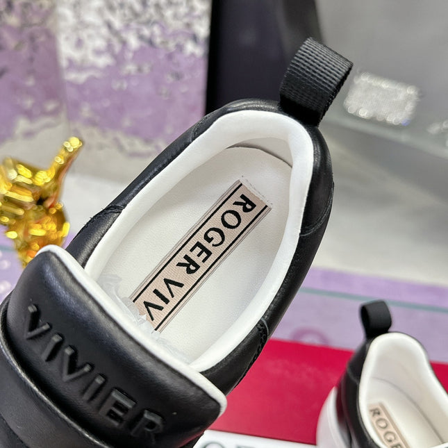 PUFFY LEATHER LOW TOP SNEAKERS IN BLACK LAMBSKIN