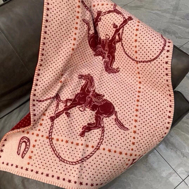 WESTERN AND COMPANY 140 CM IN CHERRY RED AND PASTEL RED WOOL AND CASHMERE 405115