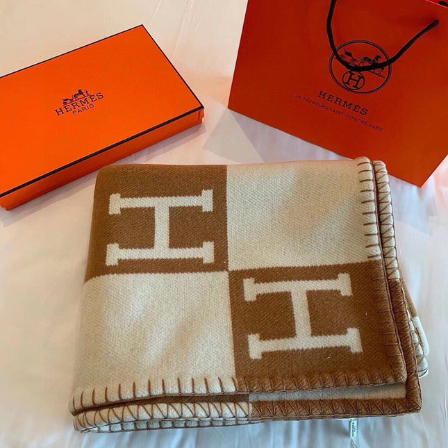 TIGRE BAYADERE BLANAVALON III THROW BLANKET IN CAMEL BROWN CASHMERE 407143