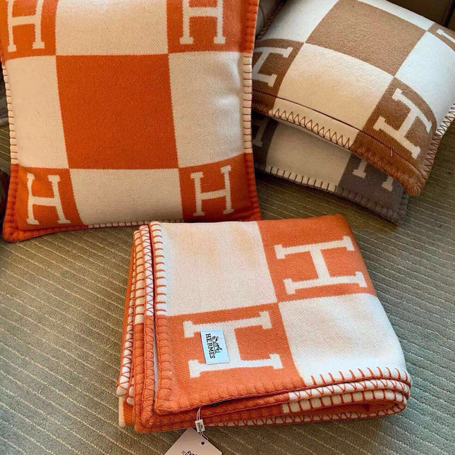 TIGRE BAYADERE BLANAVALON III THROW BLANKET IN SPANISH ORANGE CASHMERE 407145