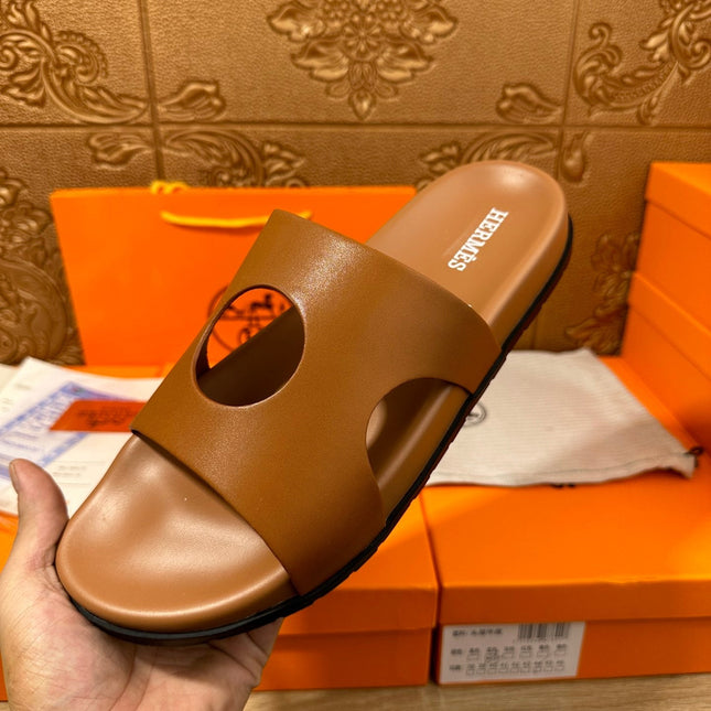 HM CIRCLE CUT SANDAL OCHRE CALFSKIN