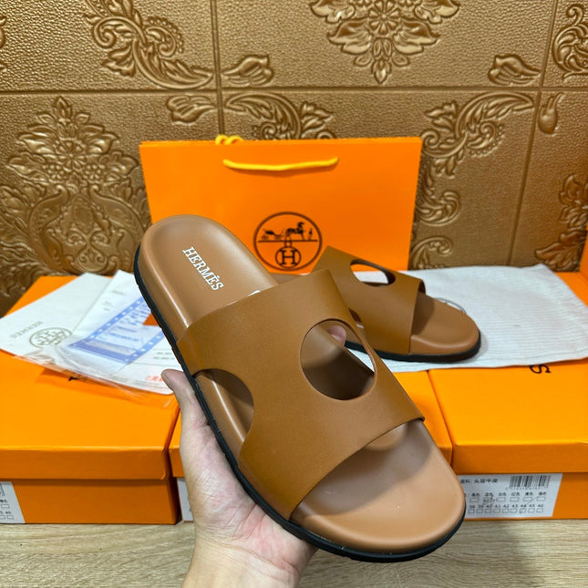 HM CIRCLE CUT SANDAL OCHRE CALFSKIN