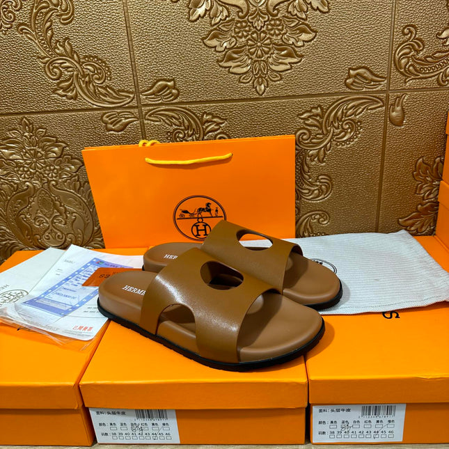 HM CIRCLE CUT SANDAL OCHRE CALFSKIN