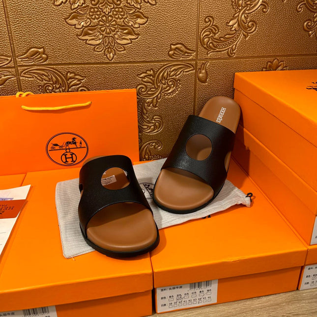 HM CIRCLE CUT SANDAL BLACK AND CARAMEL CALFSKIN