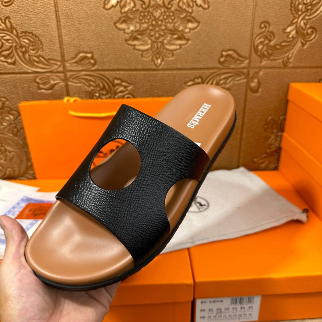 HM CIRCLE CUT SANDAL BLACK AND CARAMEL CALFSKIN