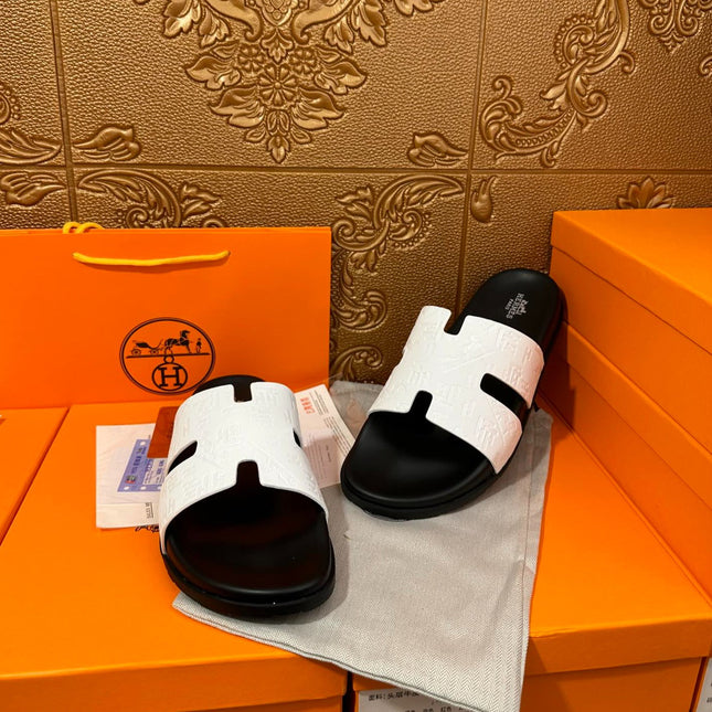 HM IZMIR SLIPPER BLACK AND WHITE CALFSKIN