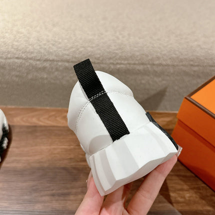 MAINLAND SNEAKER IN PALE GRAY SUEDE AND WHITE CALFSKIN