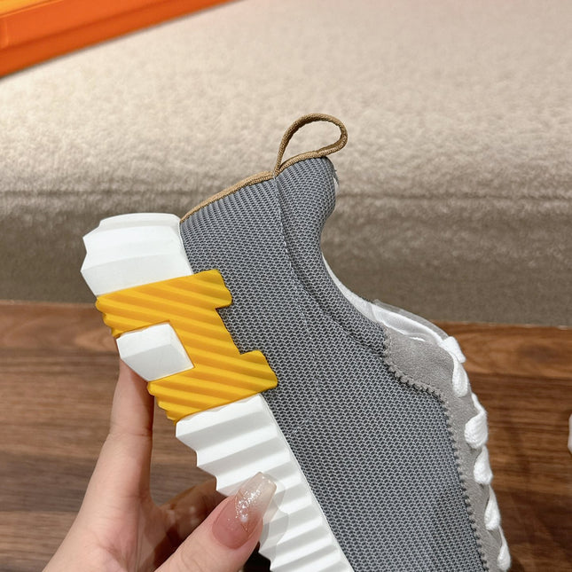 MAINLAND SNEAKER IN ASH GRAY SUEDE AND SHARK GRAY BREATHABLE MESH FABRIC 959350