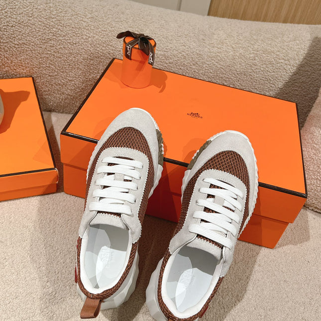 MAINLAND SNEAKER IN PALE GRAY SUEDE AND CARAMEL BROWN BREATHABLE MESH FABRIC