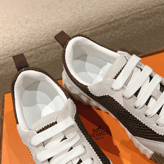 MAINLAND SNEAKER IN PALE GRAY SUEDE AND MOCHA BROWN BREATHABLE MESH FABRIC