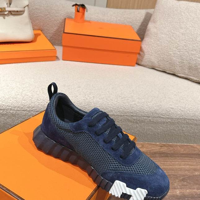 MAINLAND SNEAKER IN CLASSIC BLUE SUEDE AND BREATHABLE MESH FABRIC
