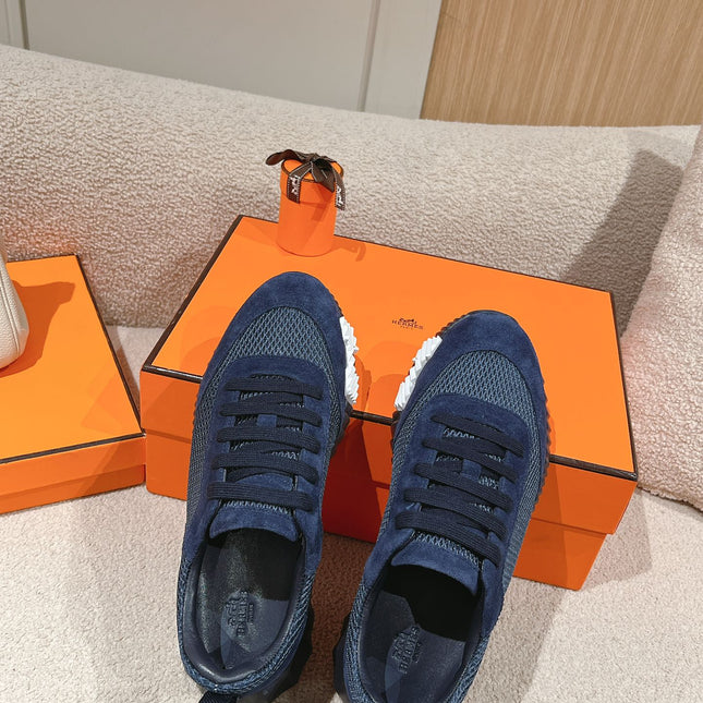 MAINLAND SNEAKER IN CLASSIC BLUE SUEDE AND BREATHABLE MESH FABRIC