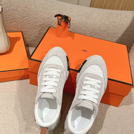 MAINLAND SNEAKER IN PALE GRAY SUEDE AND WHITE BREATHABLE MESH FABRIC