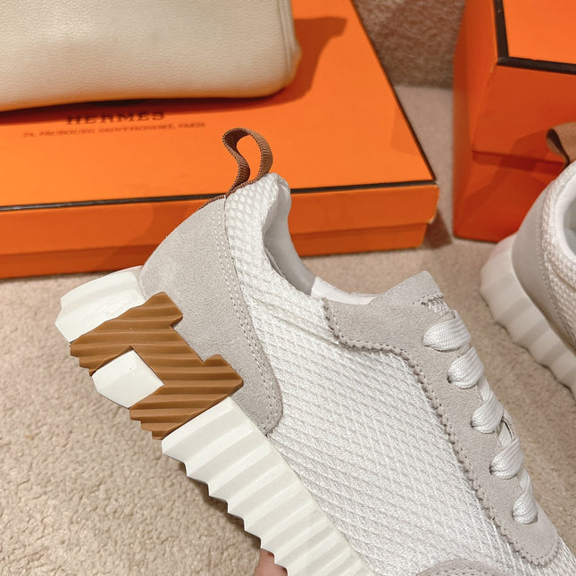 MAINLAND SNEAKER IN PALE GRAY SUEDE AND WHITE BREATHABLE MESH FABRIC