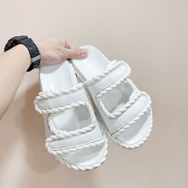 REFINED DAD SANDAL IN WHITE LAMBSKIN MULE