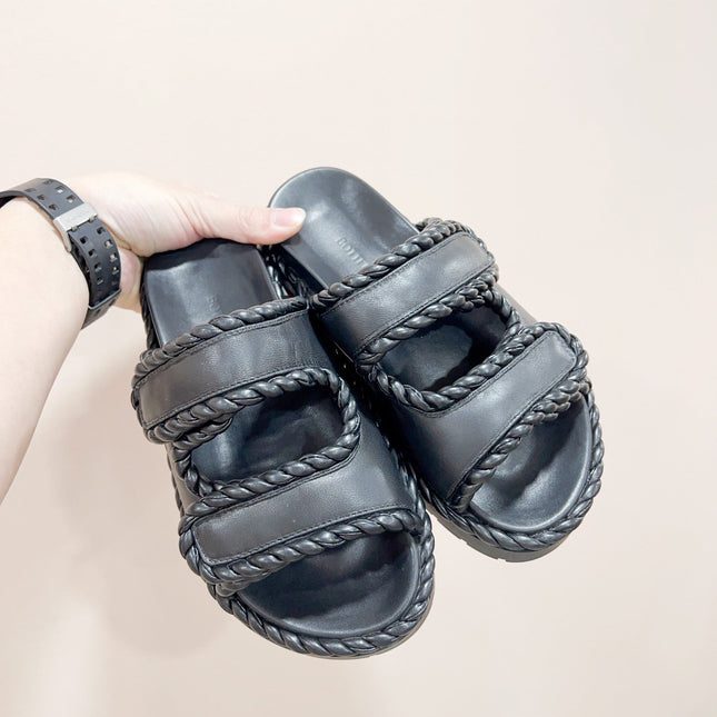 REFINED DAD SANDAL IN BLACK LAMBSKIN MULE