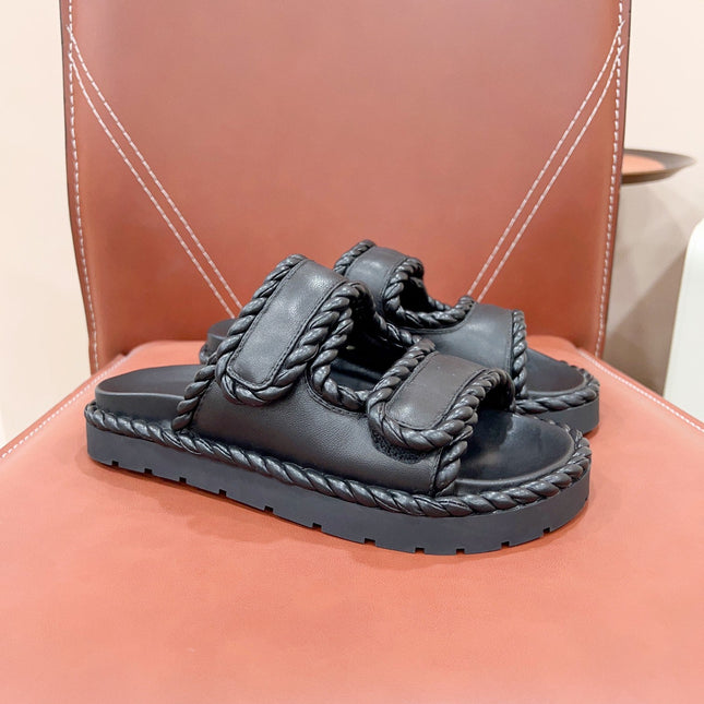 REFINED DAD SANDAL IN BLACK LAMBSKIN MULE