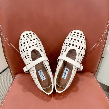 ALAIA HOLLOW BALLET FLAT IN BEIGE LAMBSKIN