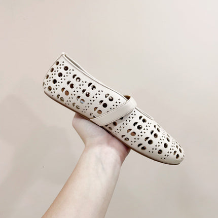 ALAIA HOLLOW BALLET FLAT IN BEIGE LAMBSKIN