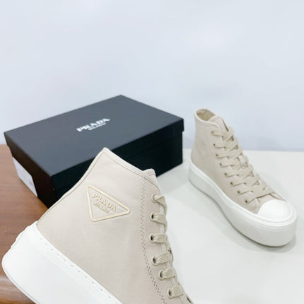 HIGH-TOP SEANKERS IN BEIGE CANVAS