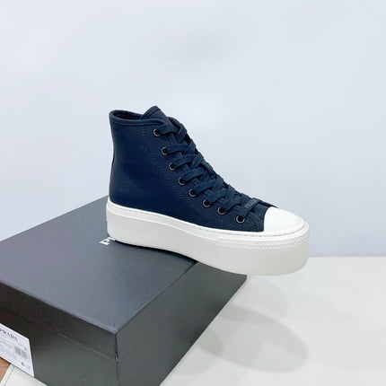HIGH-TOP SEANKERS IN SPACE BLUE CANVAS