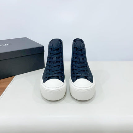 HIGH-TOP SEANKERS IN SPACE BLUE CANVAS