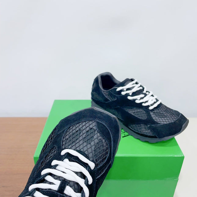 ORBIT SNEAKER IN BLACK SUEDE AND TECHNICAL MESH