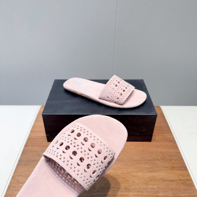 ALAIA FLAT SANDALS WITH PERFORATED STRAPS 25S IN LIGHT PINK SUEDE