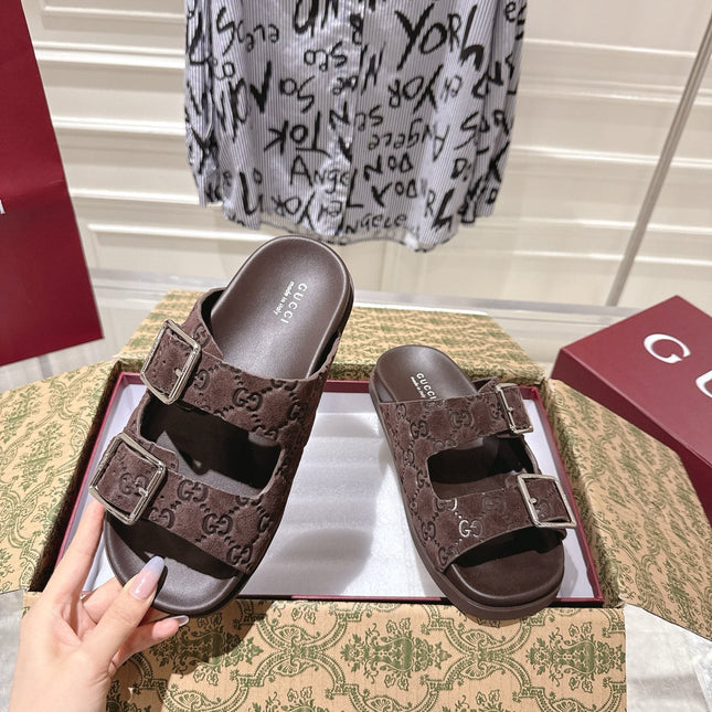 SANDALS IN NAVY BROWN SUEDE EMBOSSED LOGO SILVER HARDWARE