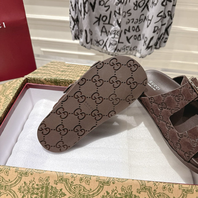 SANDALS IN NAVY BROWN SUEDE EMBOSSED LOGO SILVER HARDWARE