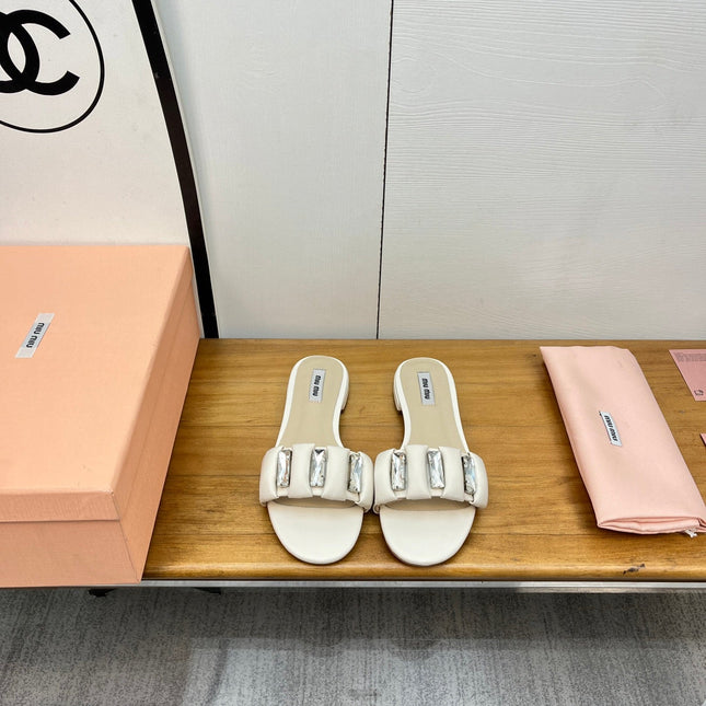 FLAT SLIDE IN WHITE CALFSKIN