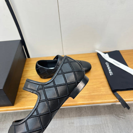 CHANEL FLAT MARY JANE SHOES 25S IN BLACK VELVET