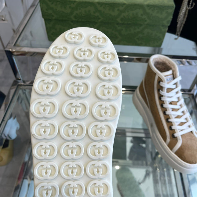 GG HIGH TOP SNEAKER IN CAMEL BROWN CANVAS WITH BEIGE FLEECE LINING