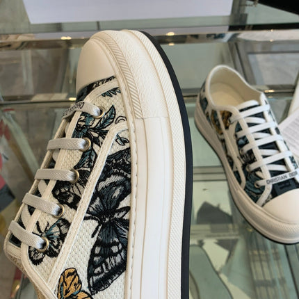 WALK'N PLATFORM SNEAKER IN COLORFUL EMBROIDERED FABRIC